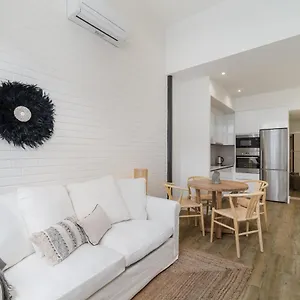 Casa Boma - Design With Private Vegetal Terrace - Lapa Vii , Lisboa Portugal